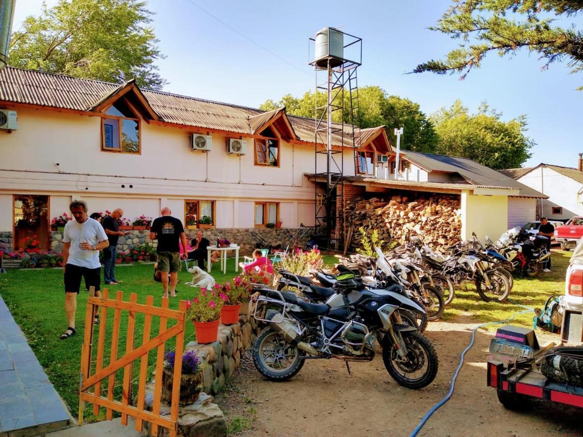 Hotel Y Cabanas Casa De Piedra Trevelín Dış mekan fotoğraf