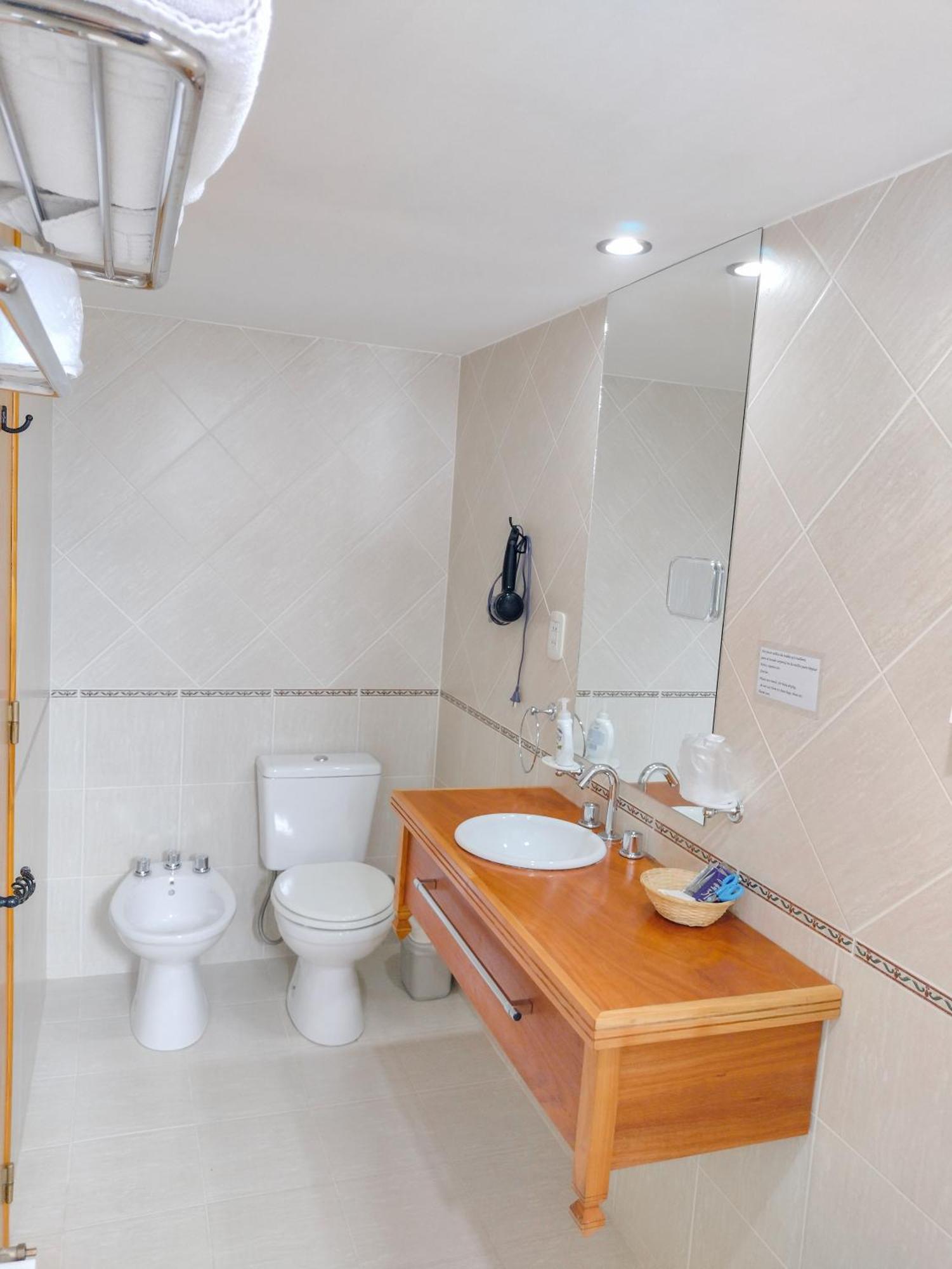 Hotel Y Cabanas Casa De Piedra Trevelín Dış mekan fotoğraf