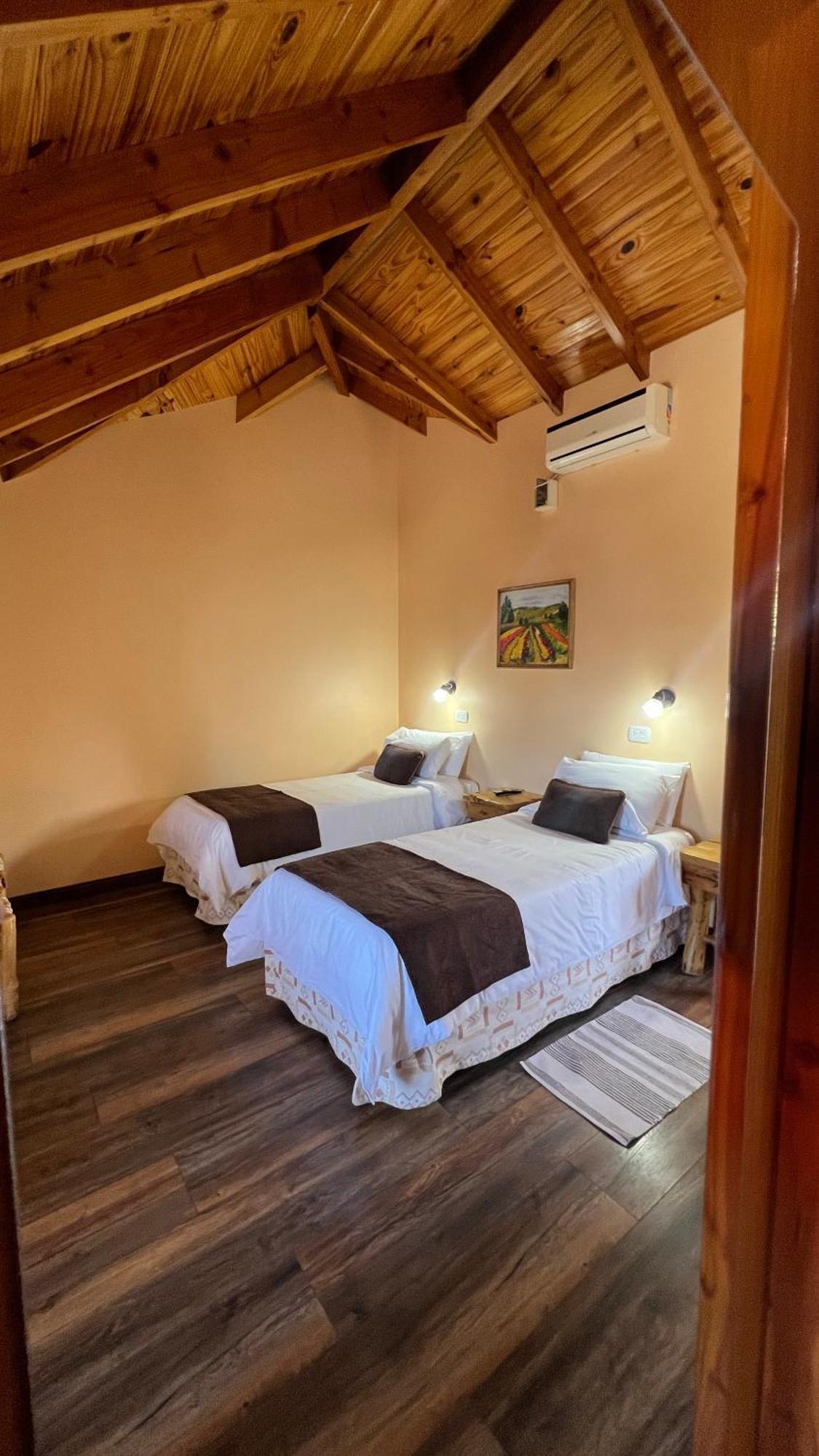 Hotel Y Cabanas Casa De Piedra Trevelín Dış mekan fotoğraf